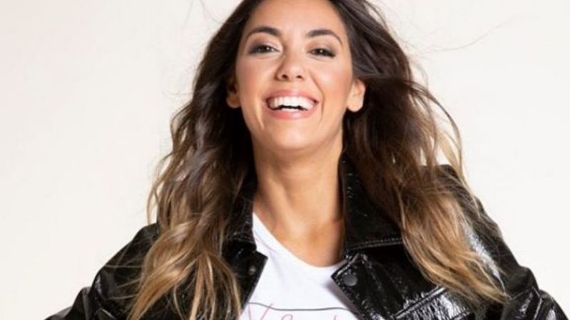 Floppy Tesouro hizo equilibrio y casi se le ve ¡Todo!