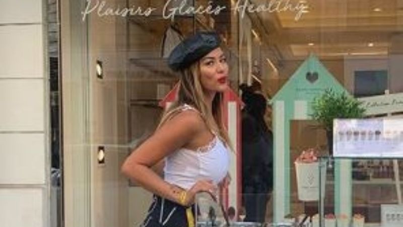 Karina Jelinek y el regalo que le dio a Mirtha en la #Mezasa