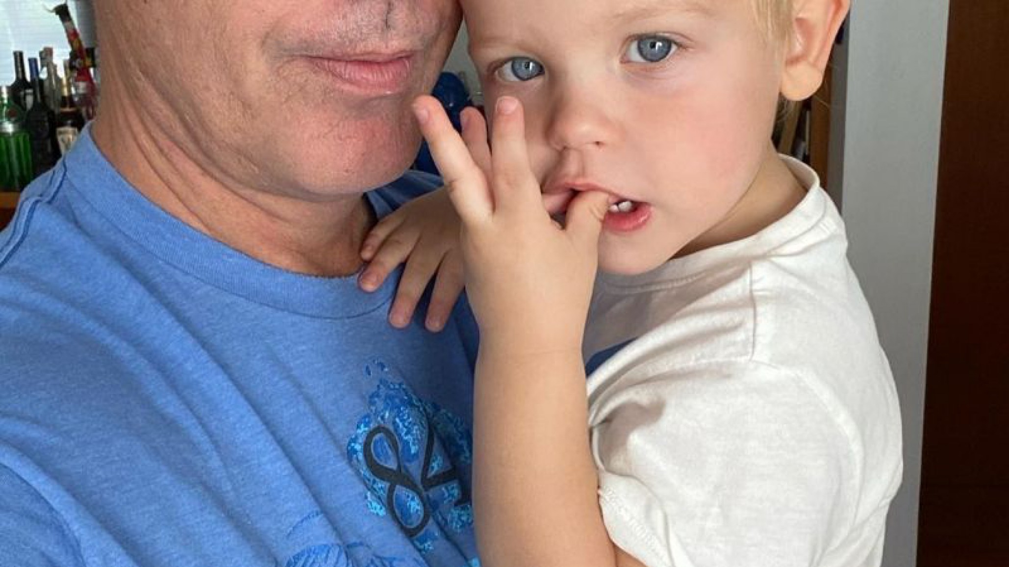 Mirá lo que pasó: Mirko maneja el cuerpo de Marley