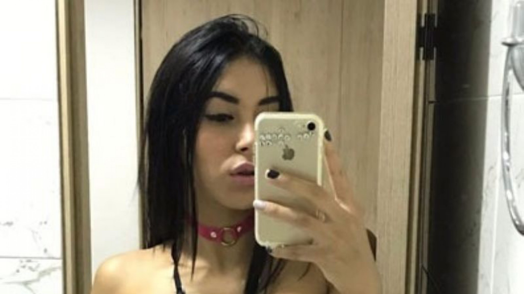 Se filtraron nuevas fotos íntimas de la prometida de Claudio Caniggia