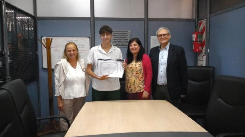 Orgullo nacional: Un estudiante representará a Argentina en las Olimpíadas Internacionales de Ciencias