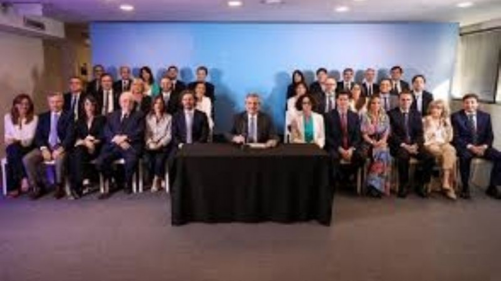 Alberto dijo que su gabinete “tiene ganas de comerse la cancha”