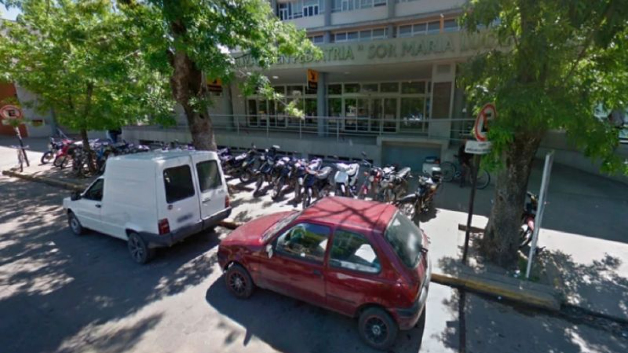 Motociclista atropelló y mató a un nene en La Plata, se dio a la fuga