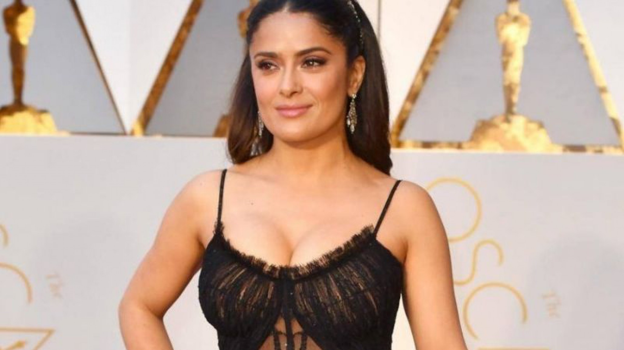 Salma Hayek y “The Eternals” se reunieron por Navidad y la rompieron en Instagram