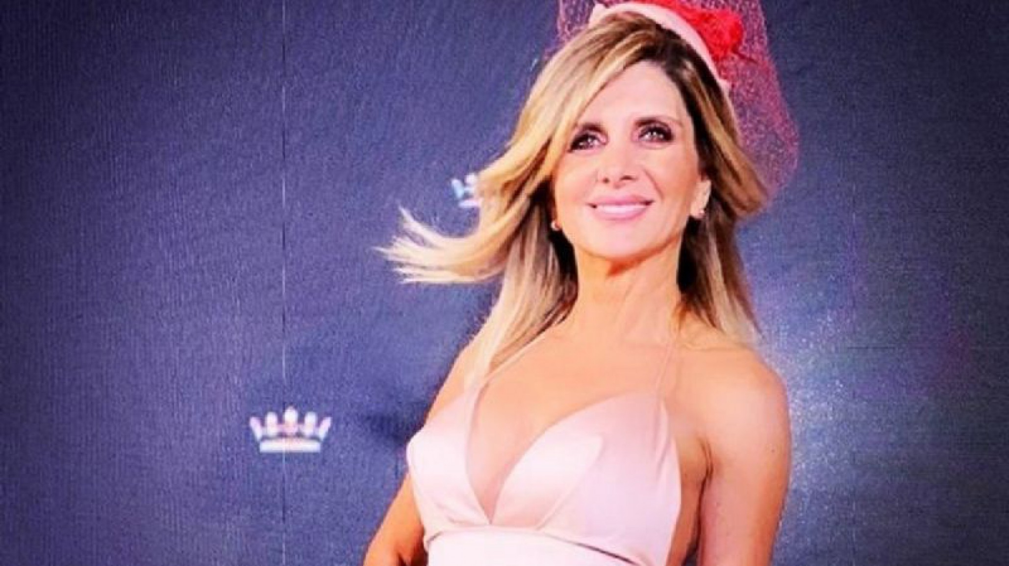 Débora Plager mostró su retaguardia con una reveladora bikini ¿Esta mujer tiene casi 50 años?