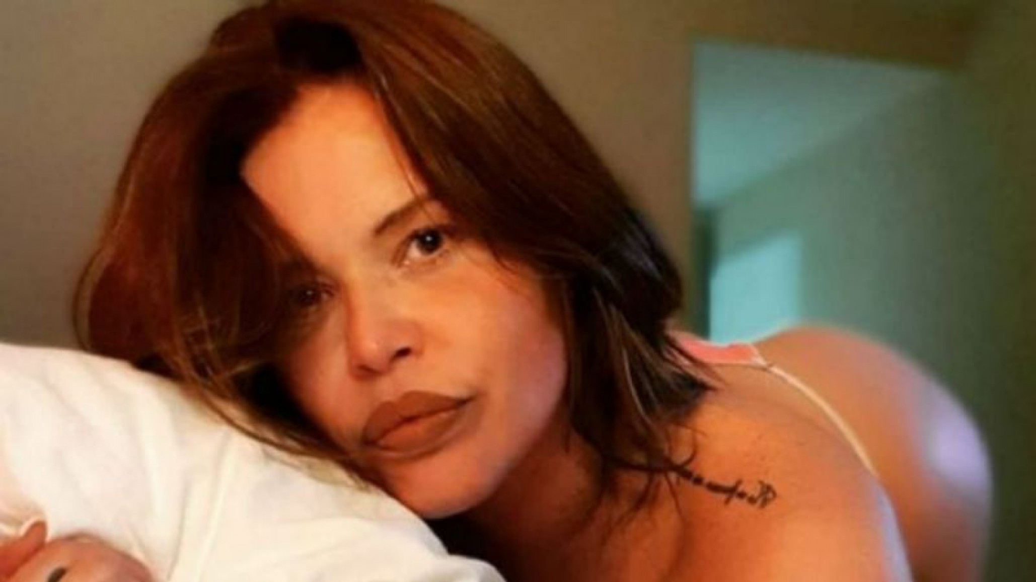 ¡Nadie se lo esperaba! Mira la foto que eligió Nazarena Vélez para despedir el año