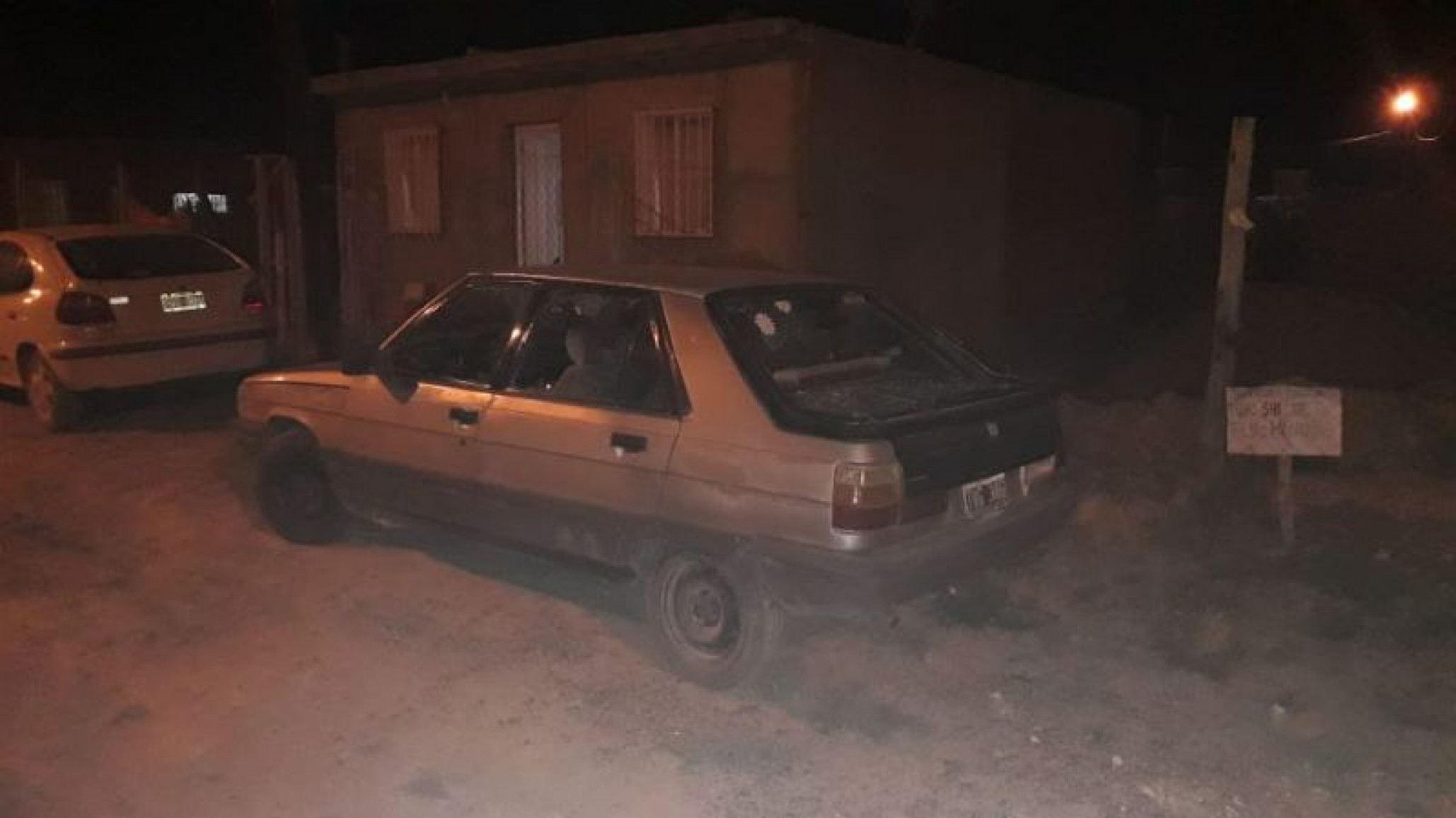 Policía golpeó violentamente a la pareja de su ex y también la agredió a ella, fue detenido en Madryn