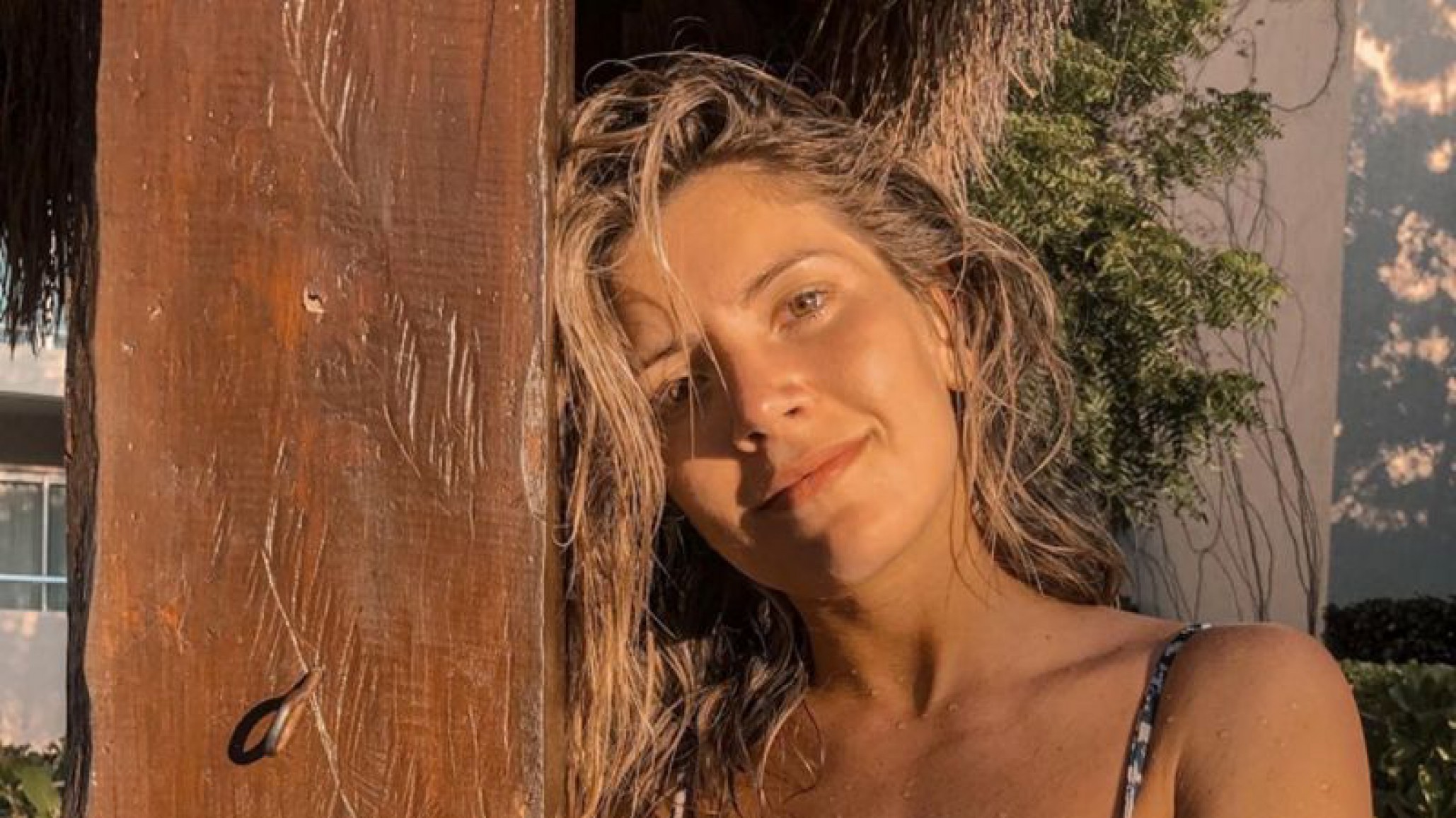 ¿Adiós a la moda? Laurita Fernández de botas en Mar del Plata