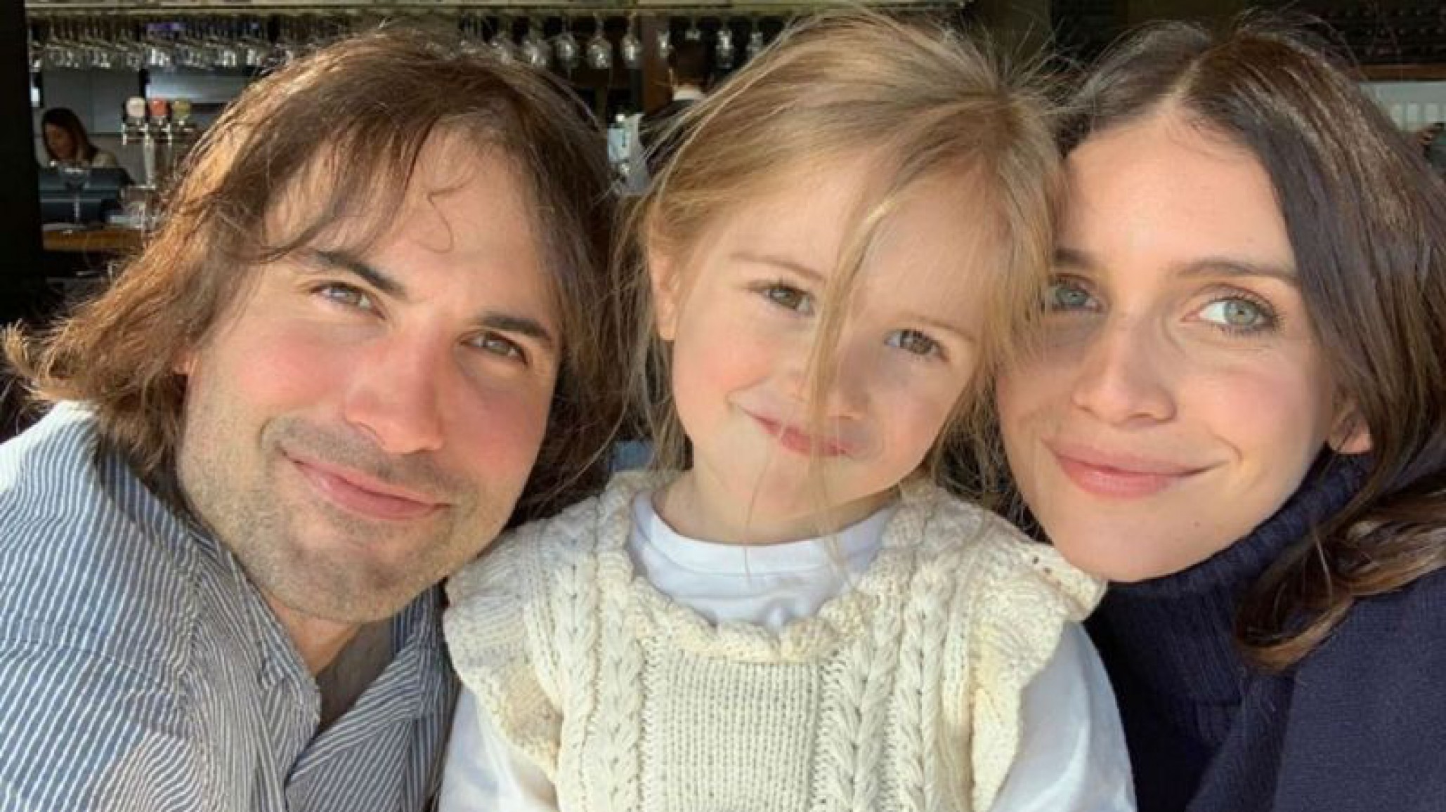 Zaira Nara compartió la foto más dulce en medio del lago y en familia