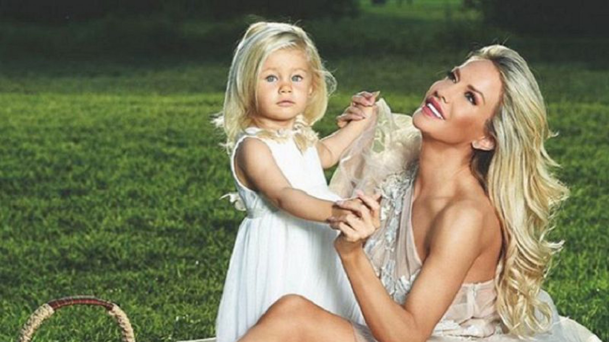 Luciana Salazar enterneció a todos con una dulce foto de Matilda ¿Qué le pasó en la cara?