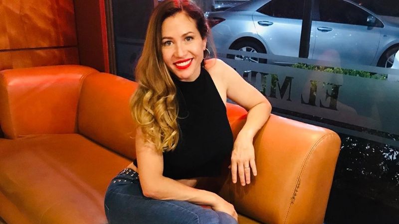 ¡No tiene límites! Adabel Guerrero posó debajo de la ducha