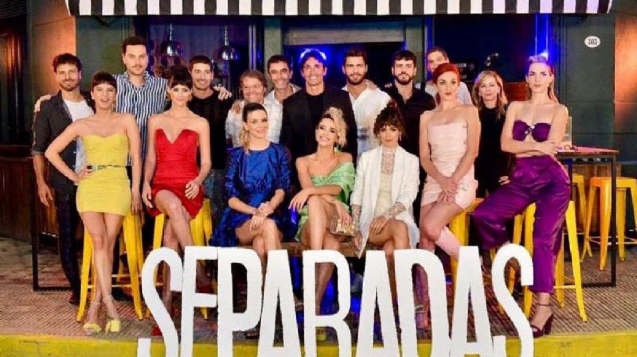 Inició “Separadas” y las redes estallaron con el beso de Celeste Cid y Laura Laprida