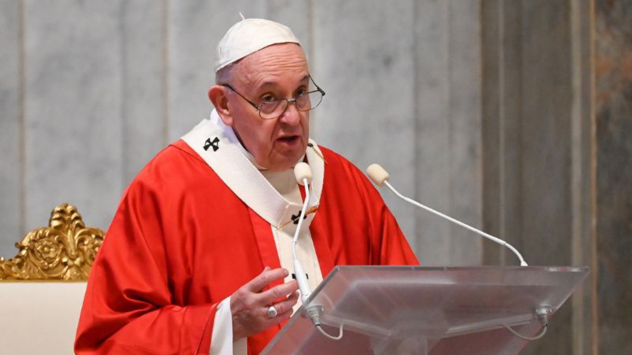 El Papa Francisco pidió en esta pandemia que “procuremos contactar al que sufre, al que está solo y necesitado”