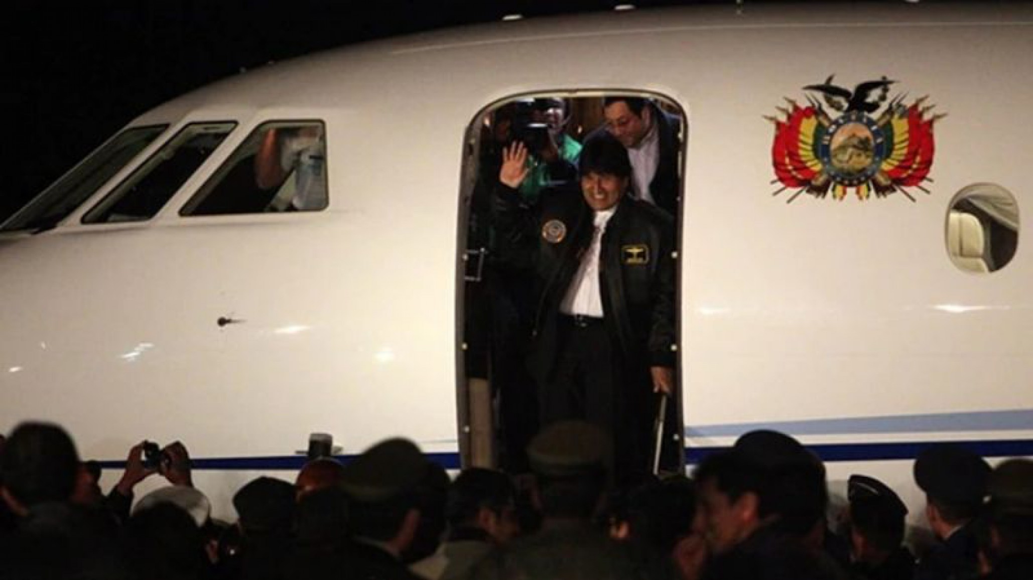 Bolivia: planean vender el avión que usaba Evo Morales para tener fondos contra el coronavirus