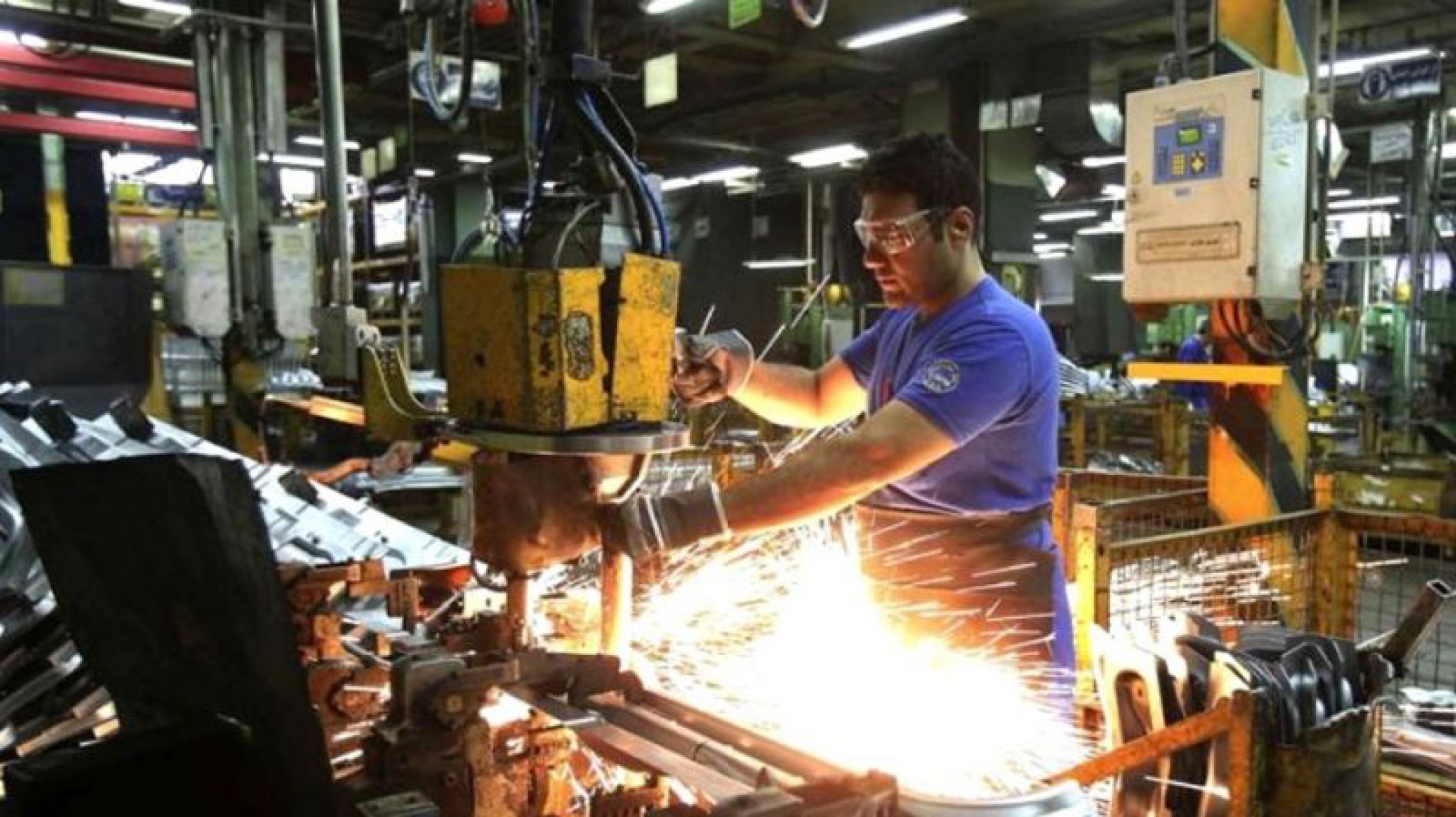 Según encuestas de la UIA muchas empresas tendrán dificultades para pagar los sueldos