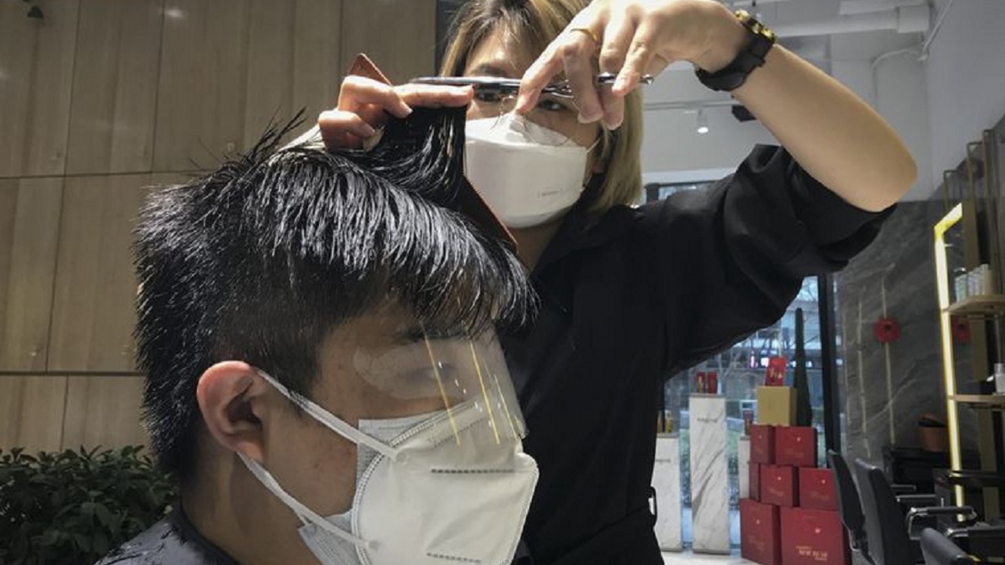 Coronavirus: algunos estados en EEUU reabrieron sus negocios