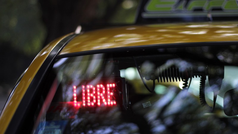 Capturaron a un taxista con 162 dosis de cocaína