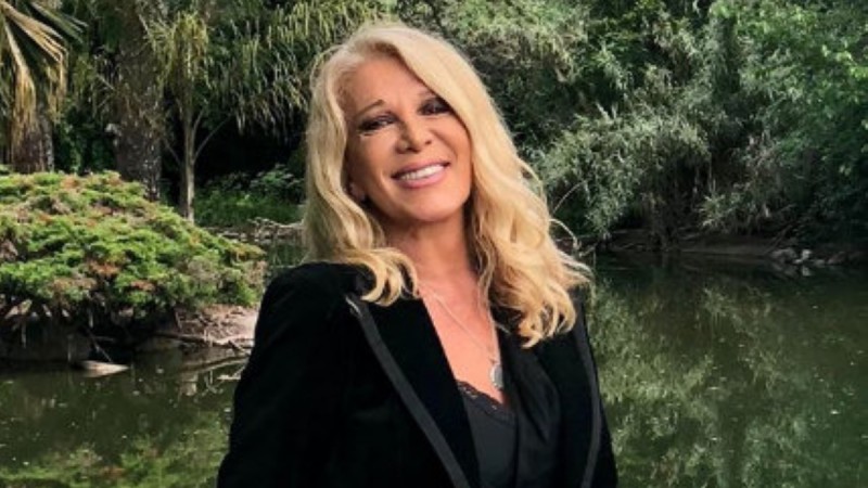 “Metí la mano en la lata..” dijo Reina Reech ¡No quedaba otra!