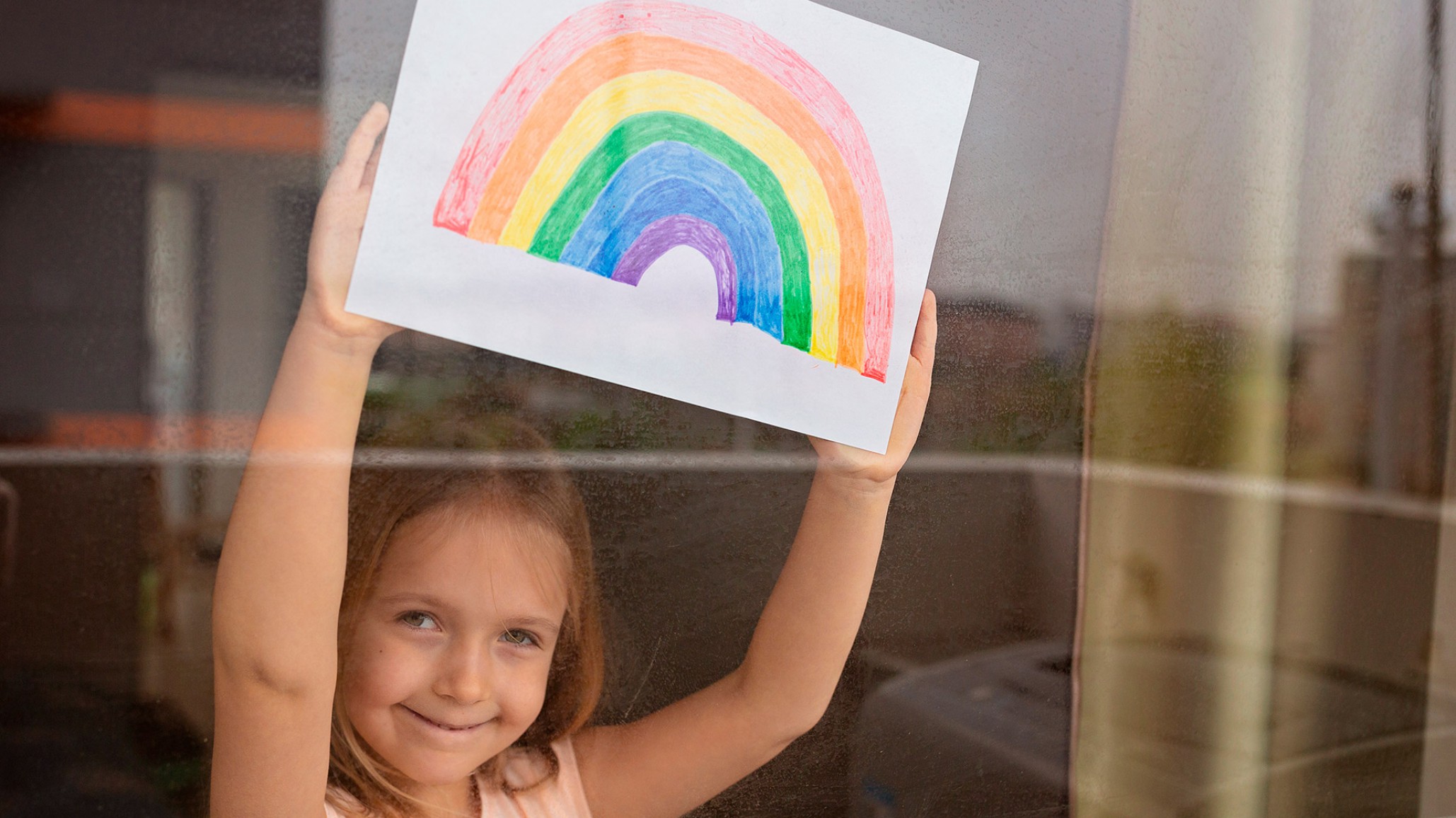 Menores de 12 años podrán salir de compras con sus padres