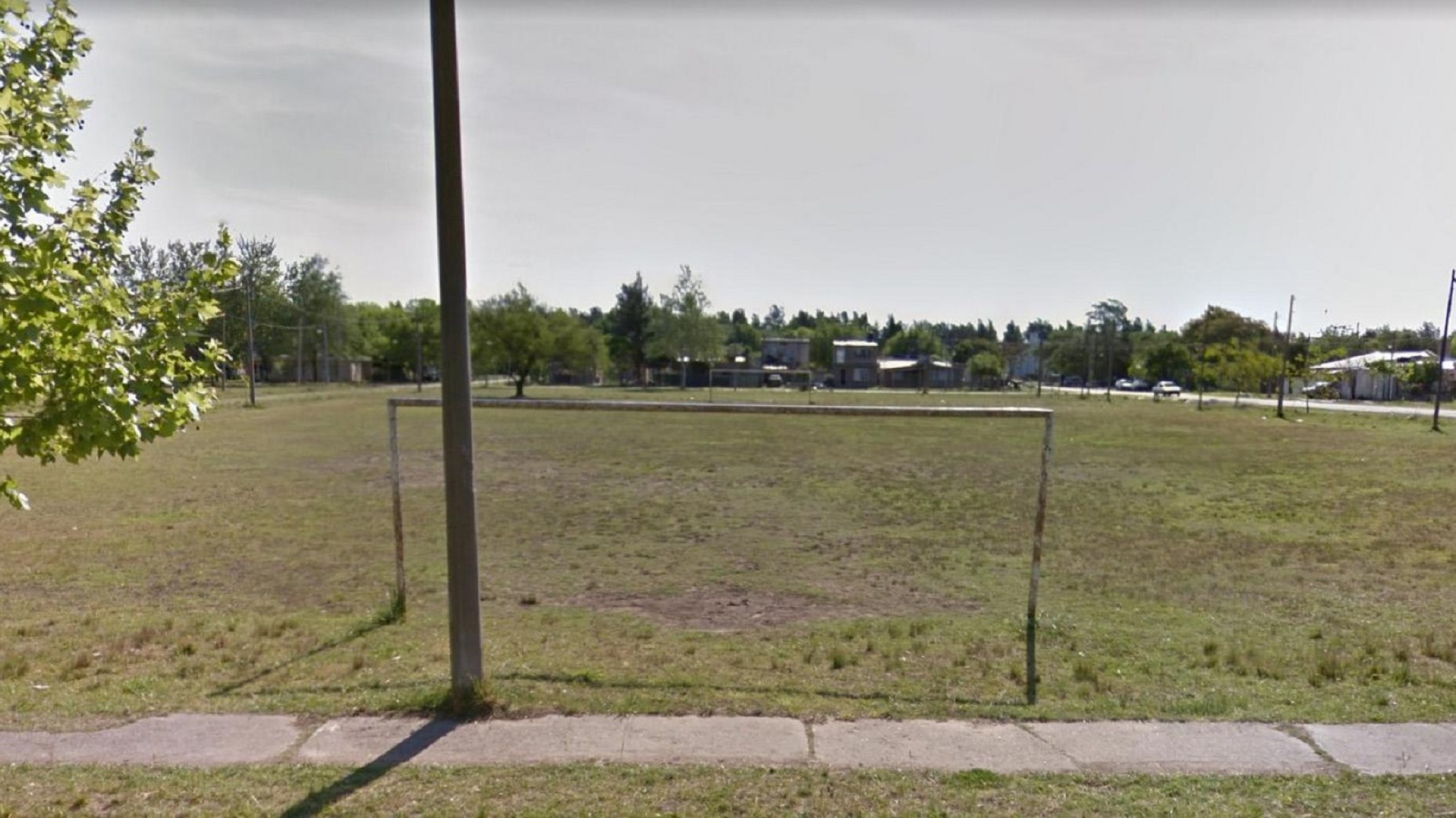 Adolescente de 13 años baleado mientras jugaba al fútbol