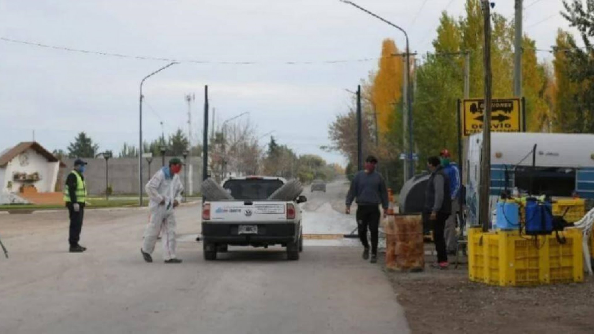 Un hombre que estaba internado por coronavirus escapó del hospital para comprar un cargador