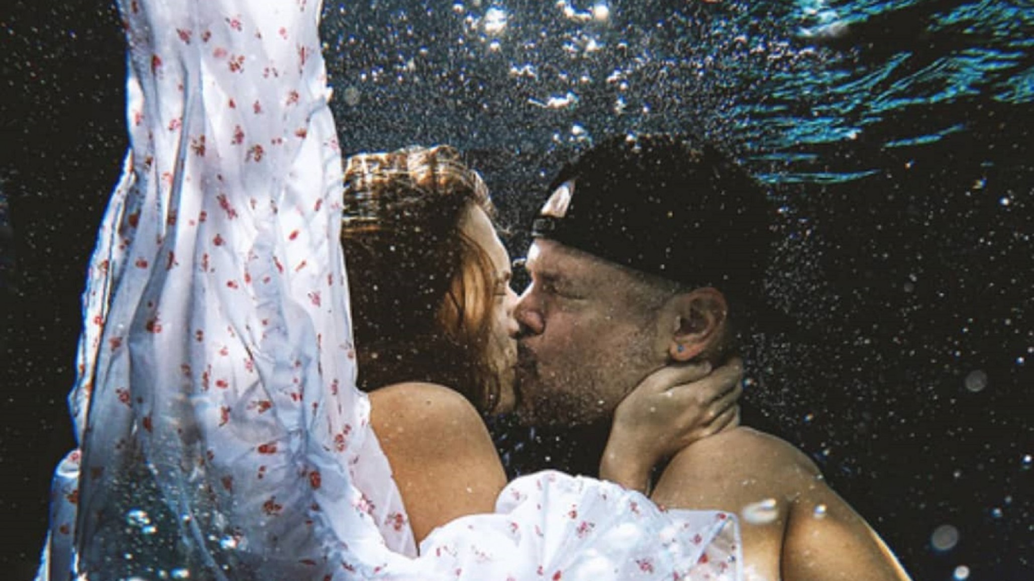 Residente descubrió algo extraño en su propio vídeoclip: ”No hay efecto especial”