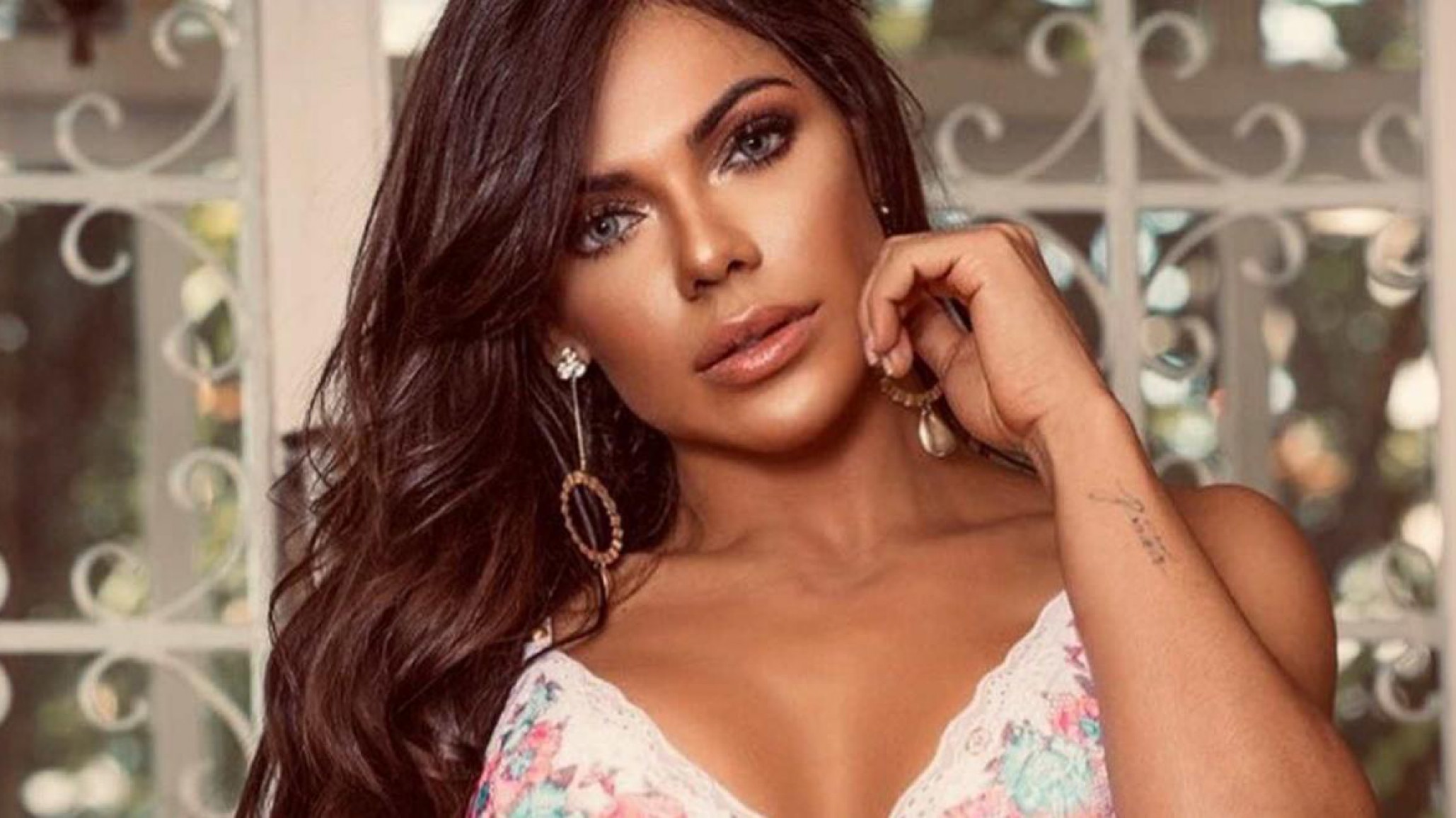 ¡Suzy Cortéz se olvidó de Lio Messi y ahora va por David Beckham!