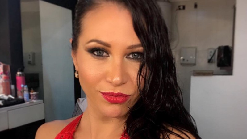 Adabel Guerrero y un topless al borde de la censura