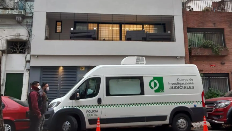 Otro casamiento en cuarentena: detienen a la pareja y al rabino