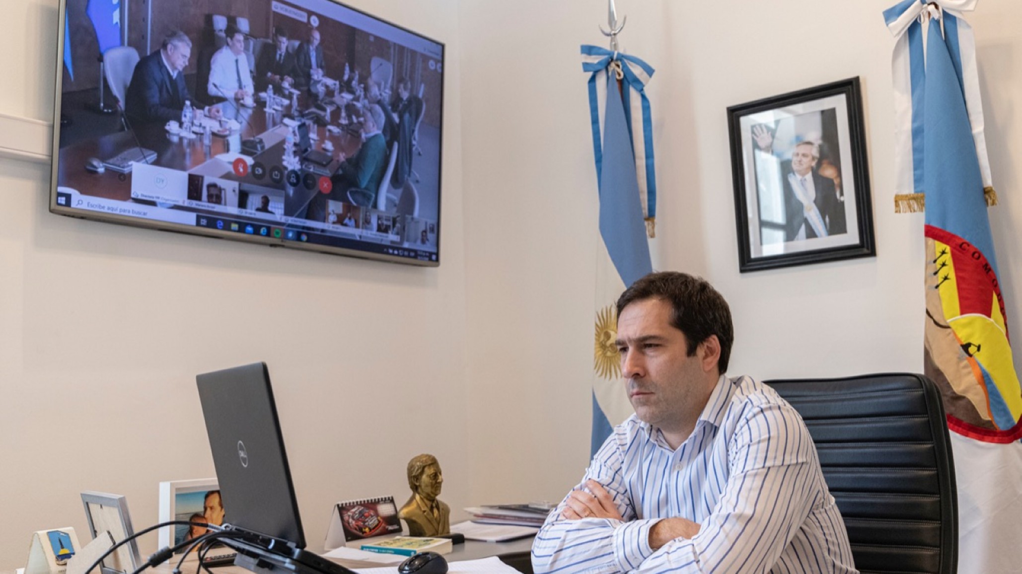 Juan Pablo Luque trató distintos sectores la situación de YPF en la región