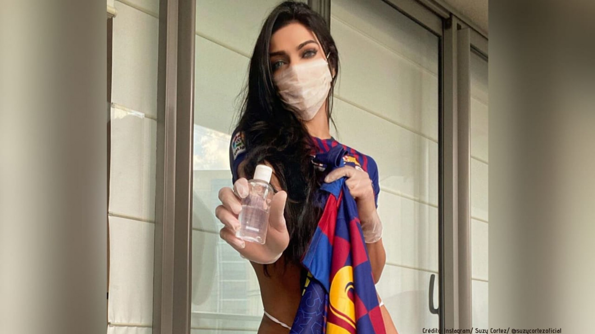 ¡Suzy Cortez enseño sus abdominales disfrazada de tenista hot!