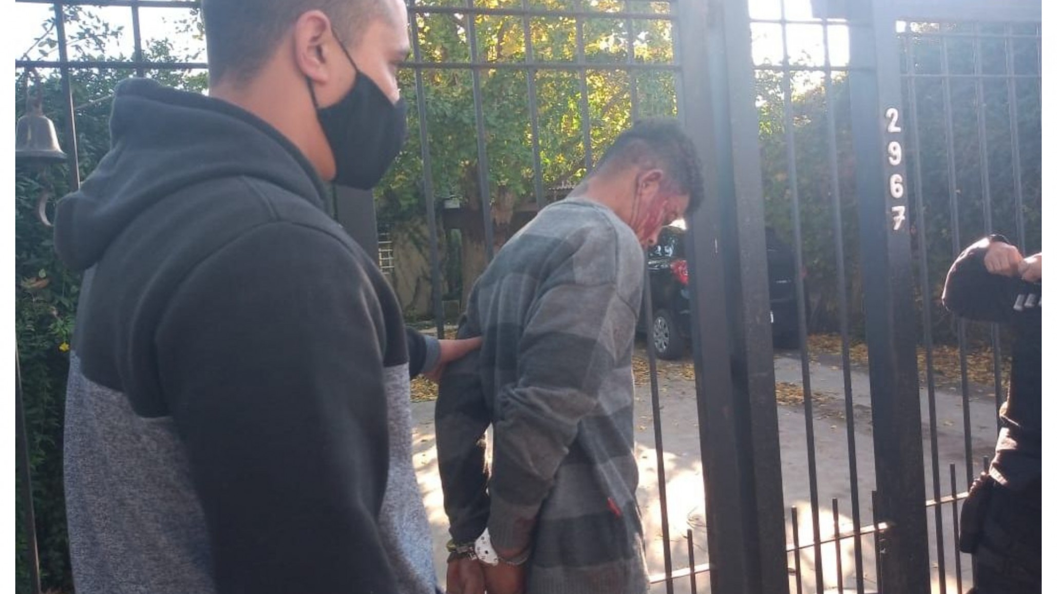 Vecinos intentaron linchar a peluquero colombiano denunciado de abusar de una adolescente