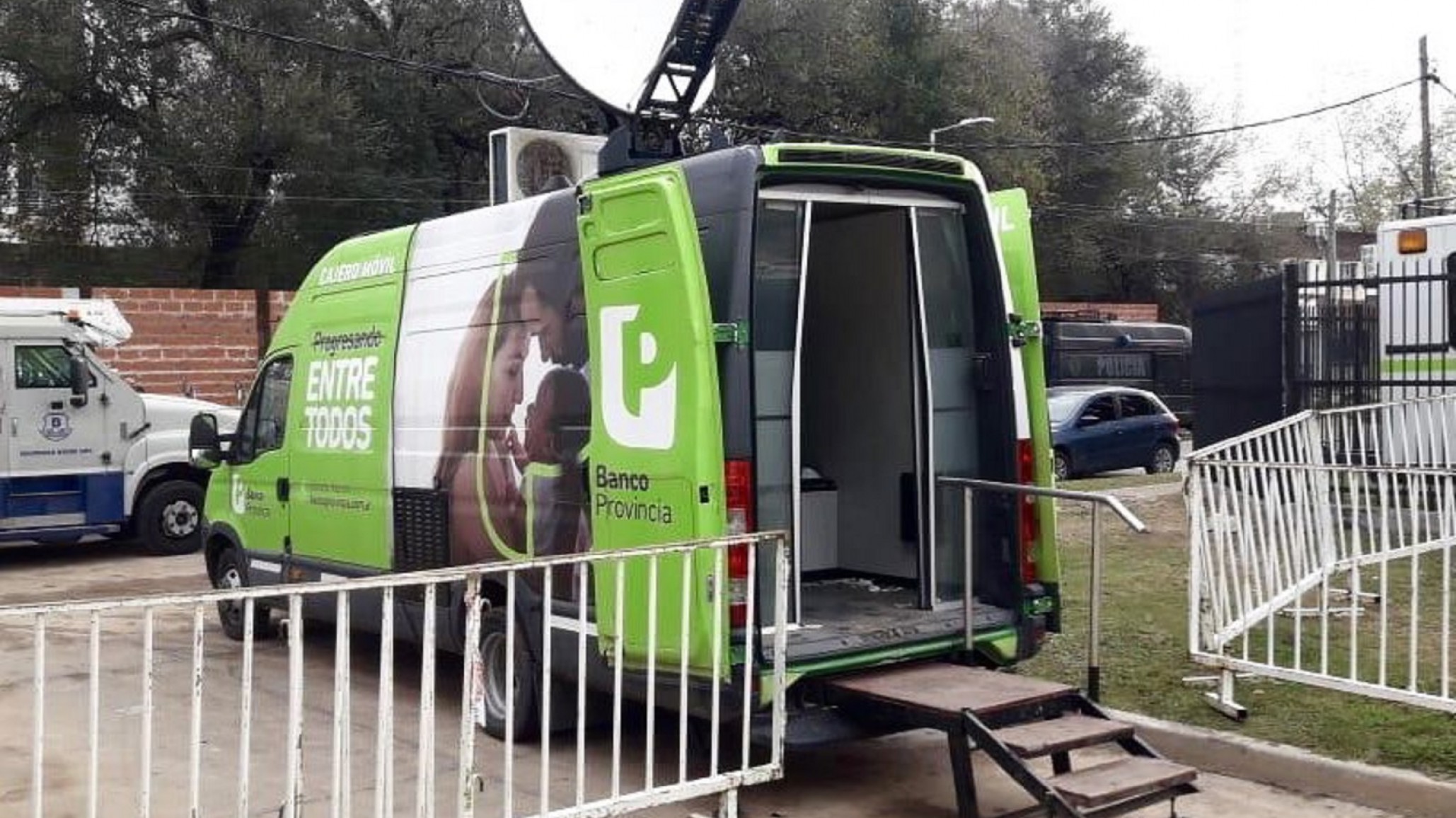 Debido al aislamiento instalan un cajero móvil en Villa Azul