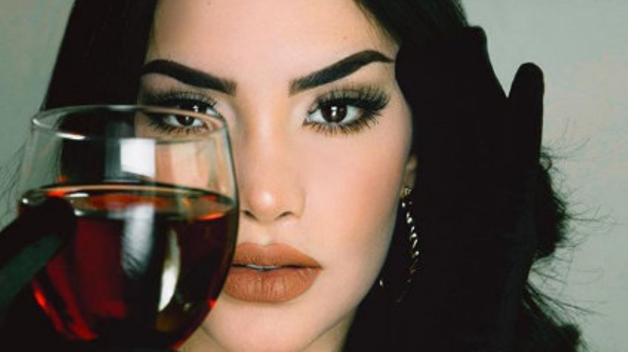 Kimberly Loaiza y un radical cambio de look