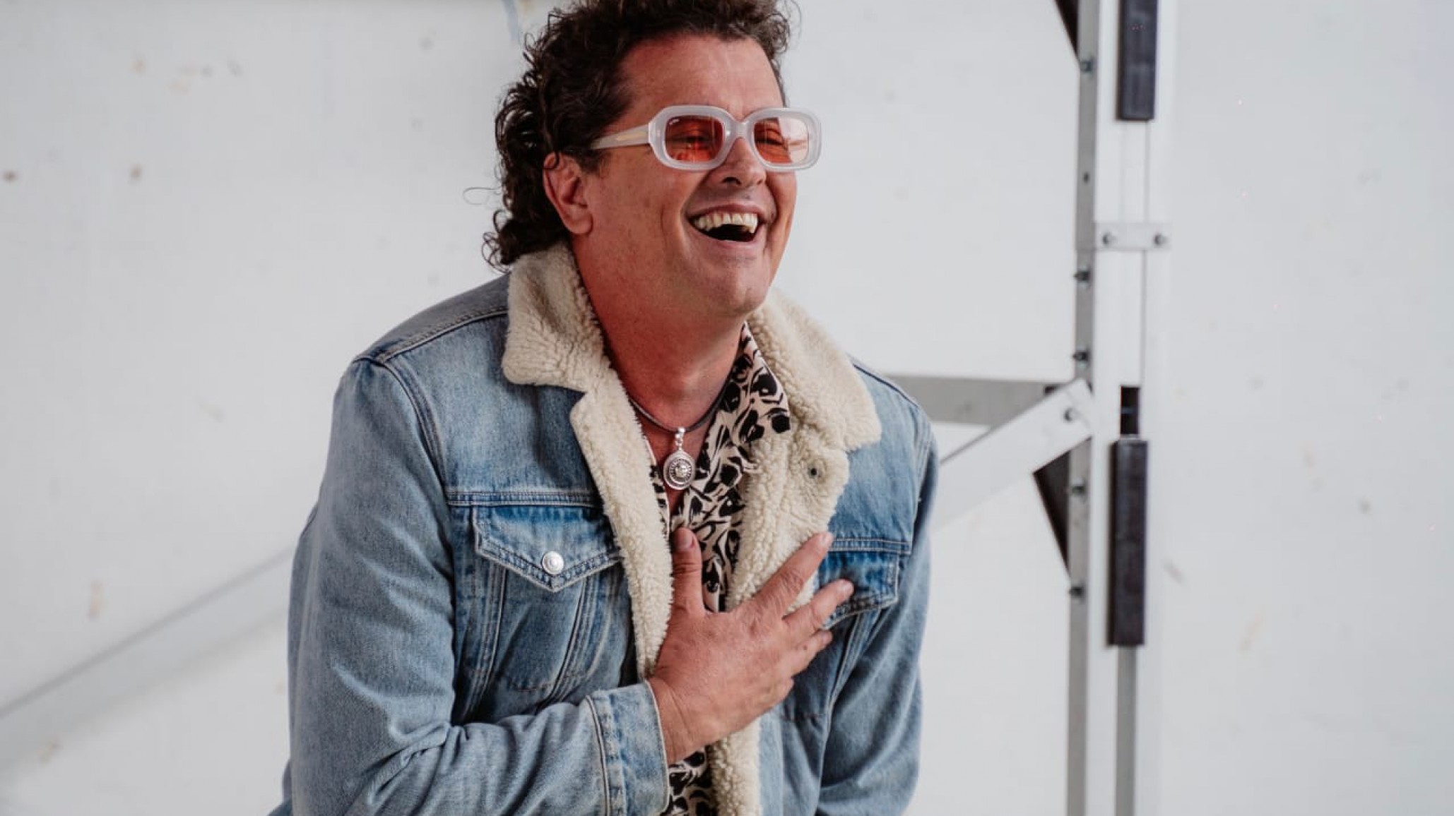 Carlos Vives fue elegido por ser un “padre ejemplar”