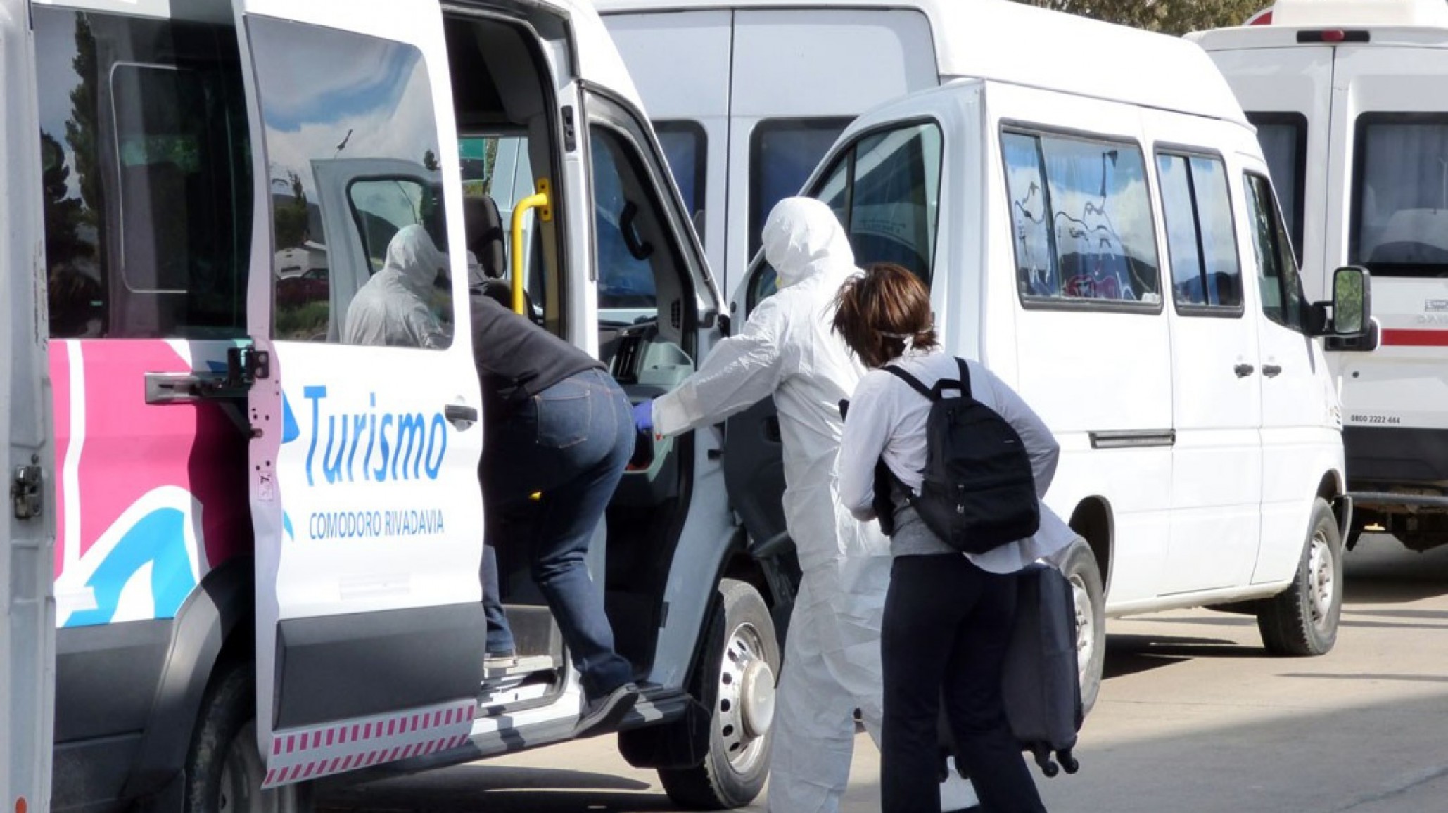 Los pasajeros del avión donde viajó el caso positivo de Rada Tilly dieron negativo