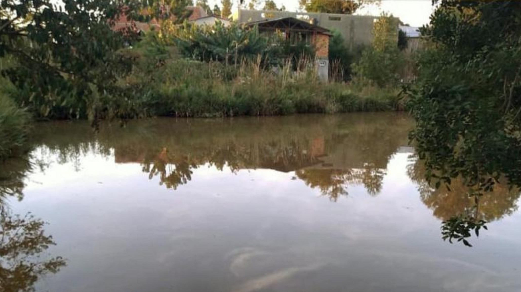 Tenía 4 años y falleció ahogado en una laguna: estaba jugando con otros niños