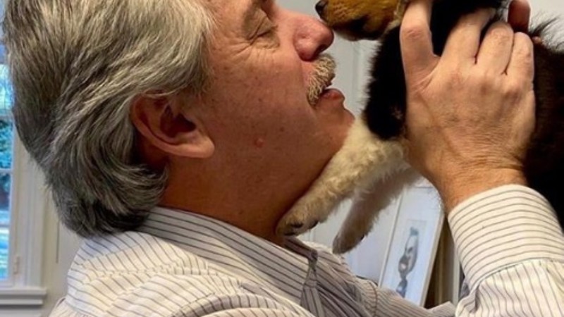 Dylan, el perro de Alberto Fernández fue papá y la cachorrita ya tiene perfil en Instagram