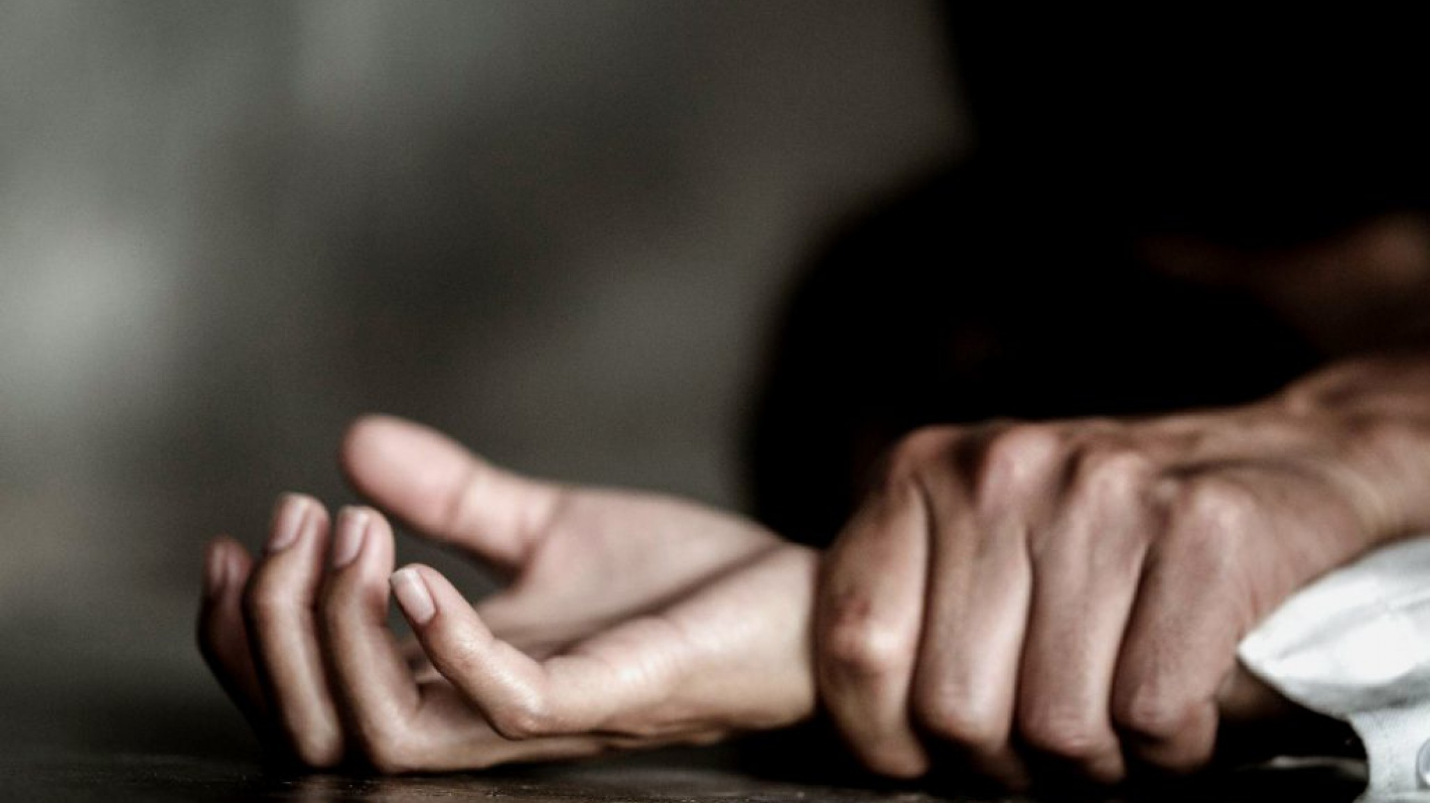 Un hombre embarazó a su hermana y atacó a la hija de ambos