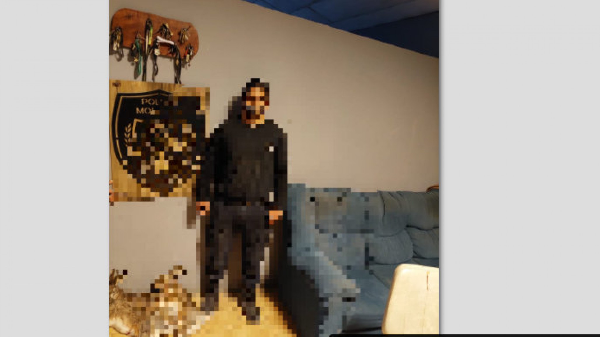 La policía encontró a dos personas que cazaron liebres con galgos