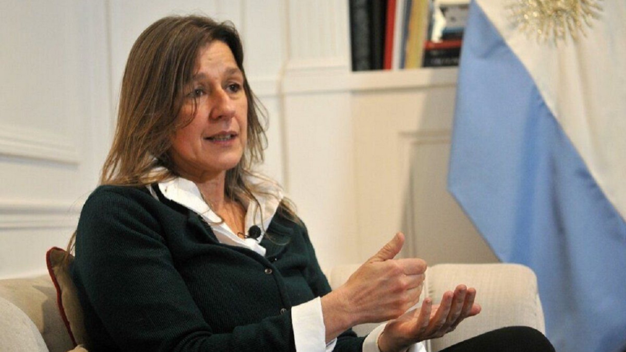 Sabina Frederic afirmó que “hasta el momento no hay pistas firmes” sobre el ataque a Arias