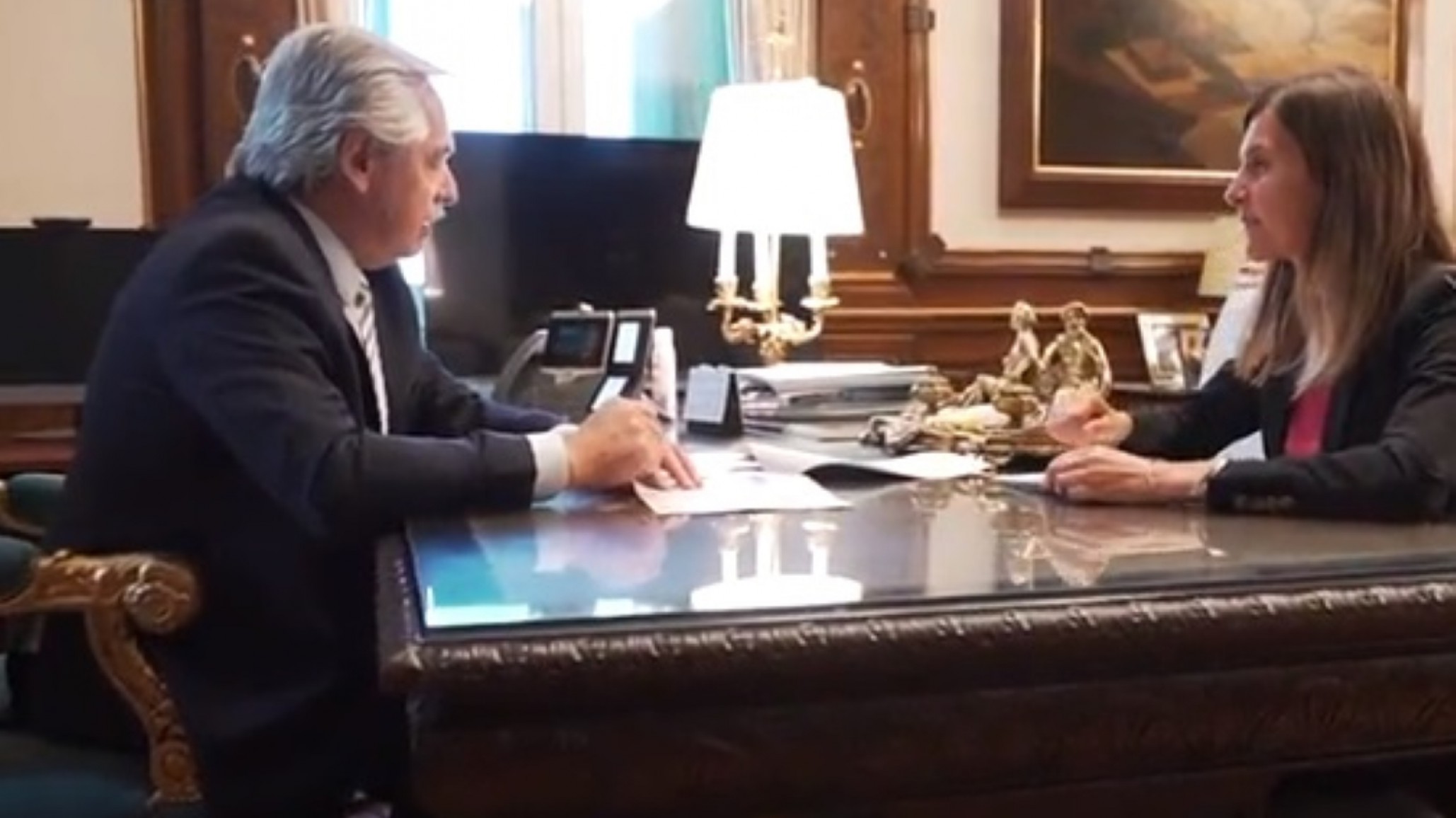 Se duplican las asignaciones familiares “de $5063 a $10126”