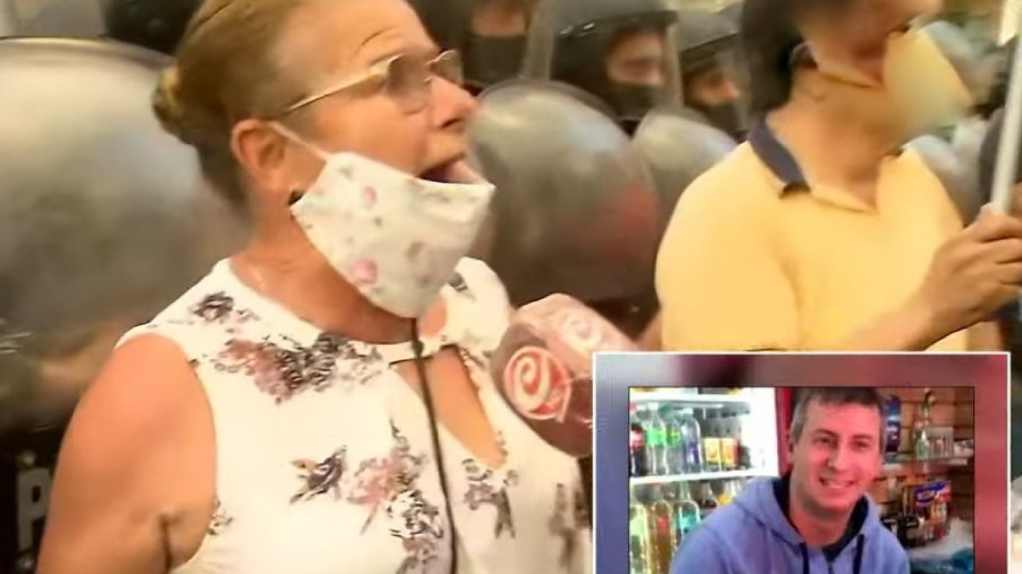 Mujeres fueron escudos en marcha: “La policía tiene las manos atadas”