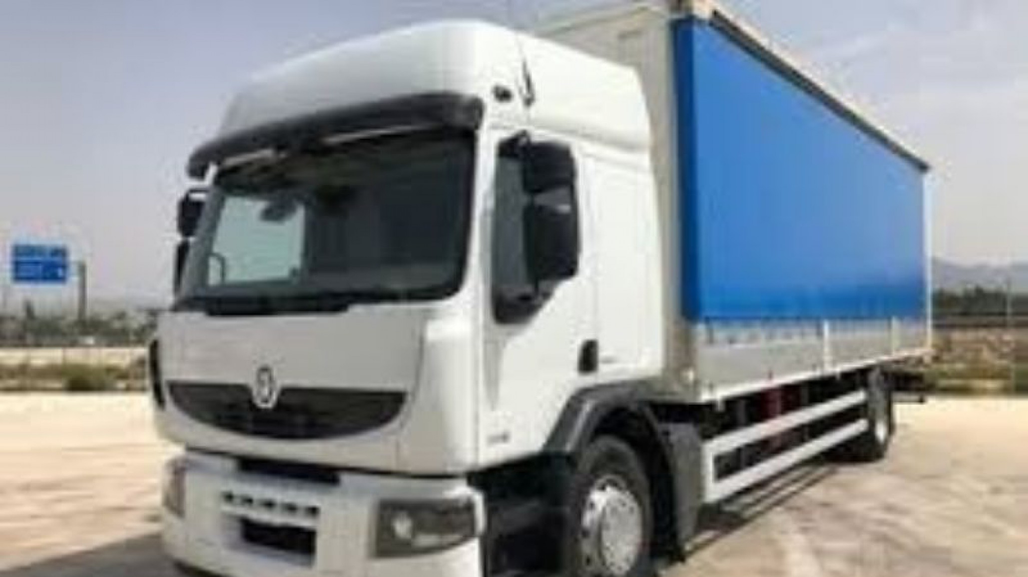 Los piratas del asfalto se robaron un camión con electrodomésticos, sólo apareció el chofer
Los Piratas del asfalto robaron un camión con electrodomésticos en Ruta 3, aproximadamente a 120 km en dirección hacia Comodoro , traía electrodomésticos y venían