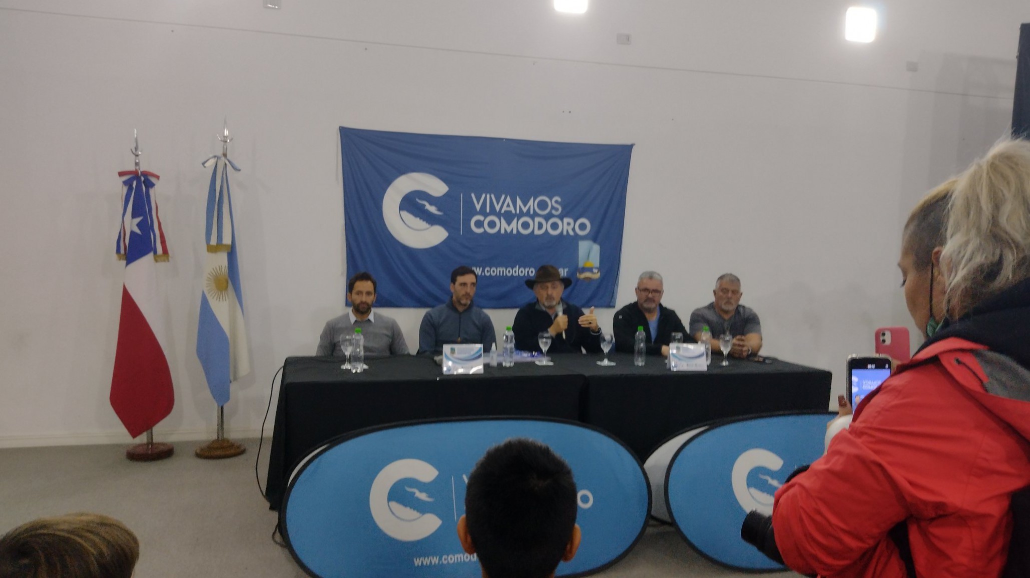 <p>Foto: @TveoComodoro</p>