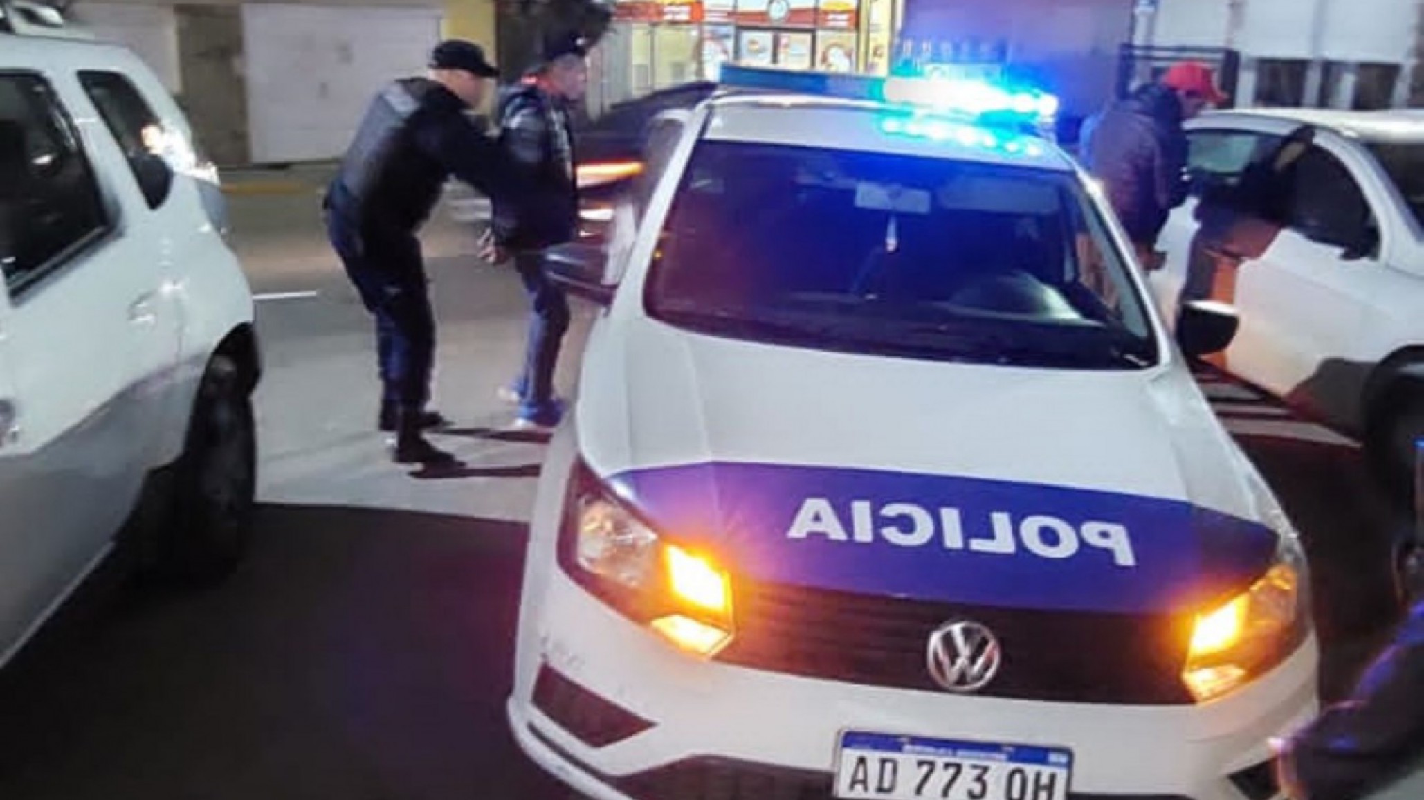 Quedó detenido un joven en pleno centro tras un control