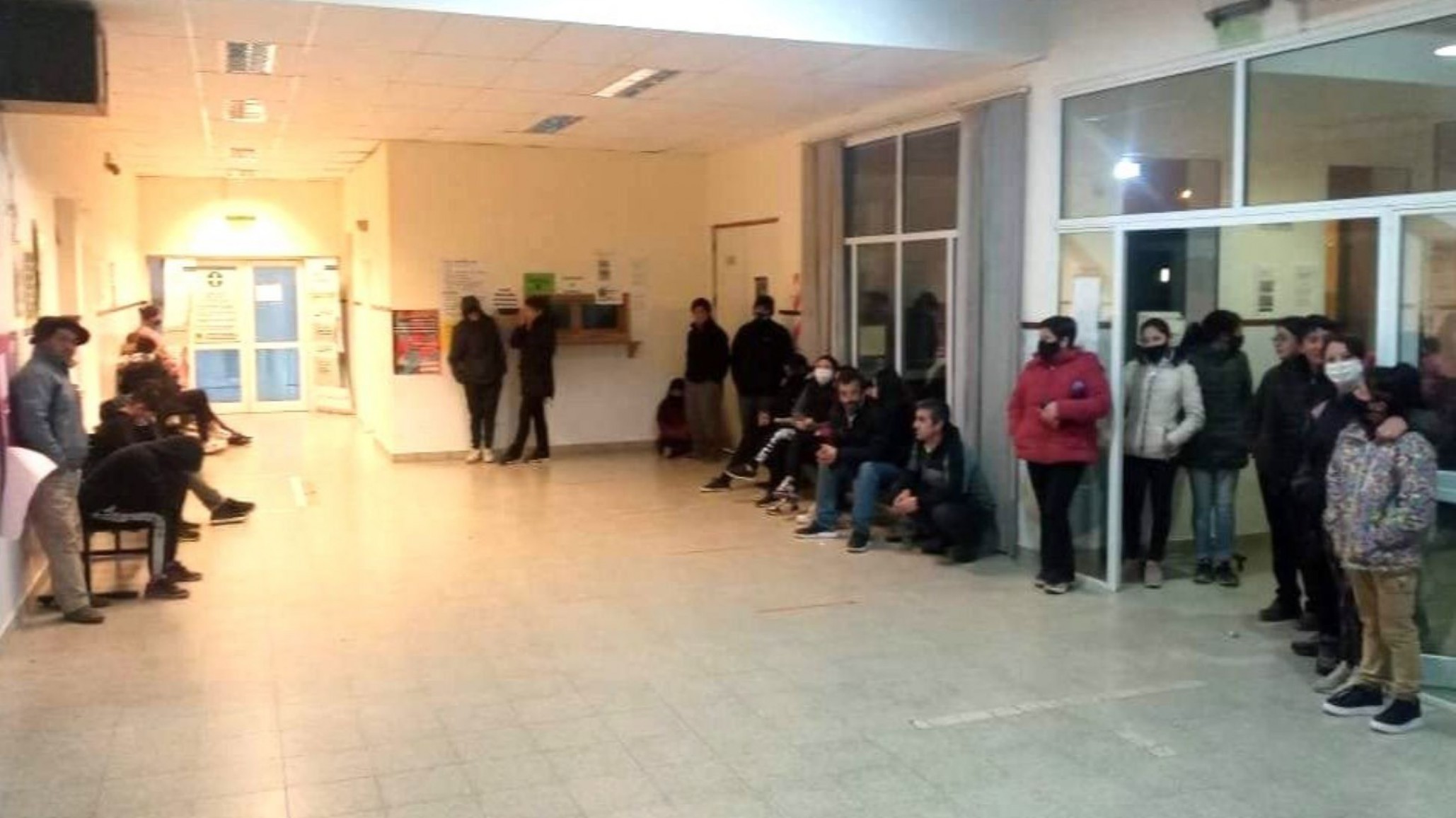 El Maitén: siguen internados 19 alumnos y docentes intoxicados por monóxido de carbono