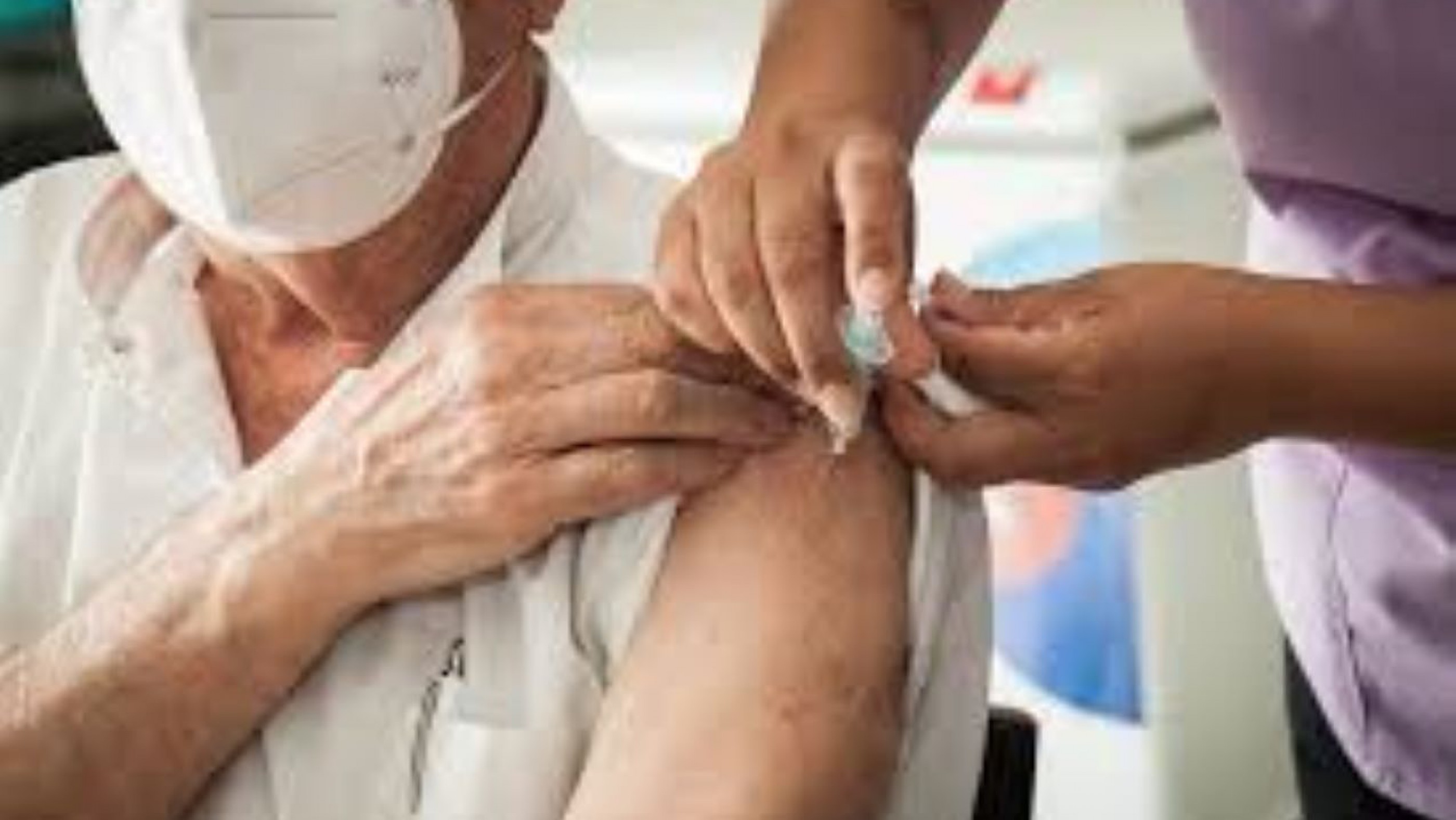 El Gobierno desmiente que perjudique la salida de la OMS: "La compra de insumos estratégicos y vacunas será incluso a menor costo"