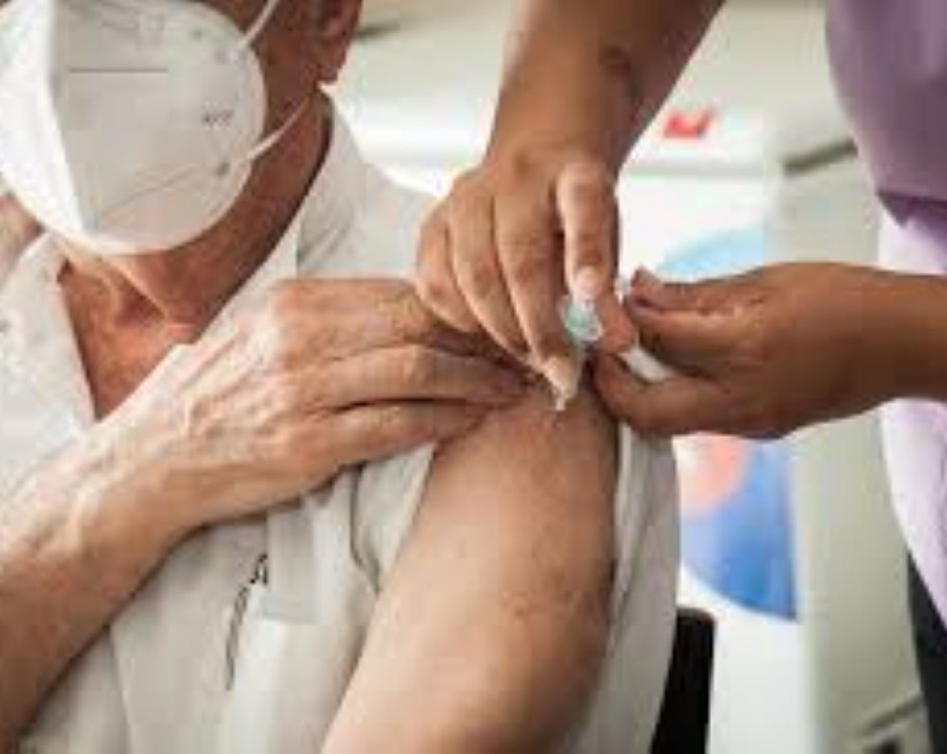 El Gobierno desmiente que perjudique la salida de la OMS: "La compra de insumos estratégicos y vacunas será incluso a menor costo"