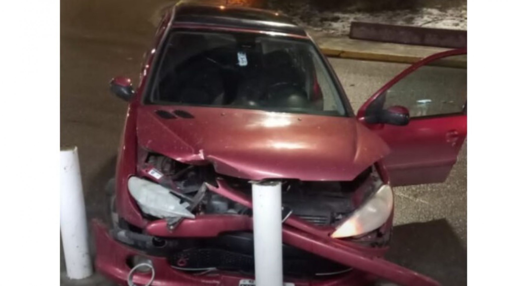 Hubo un choque y una mujer tuvo lesiones